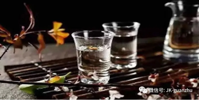 每天1杯白酒，也许会带来3个“好处”